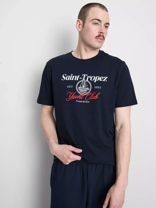 Yacht club graphic t-shirt