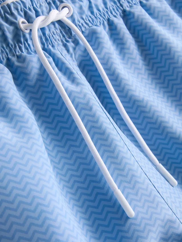 Zig-zag swimming shorts