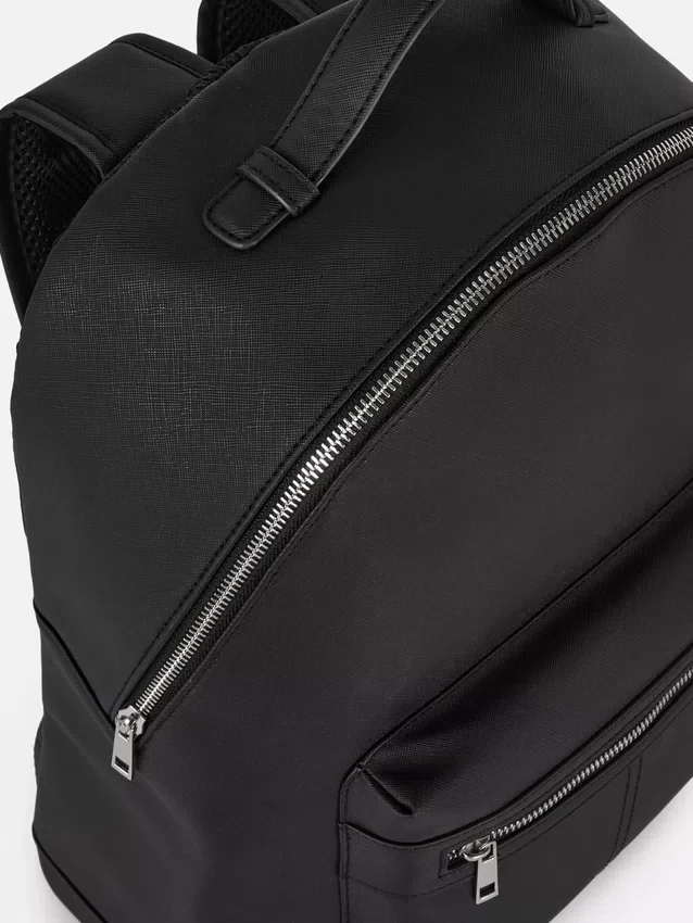 Zip-up backpack