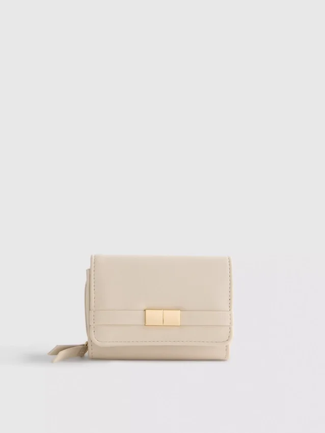 Zip-up metallic detail wallet