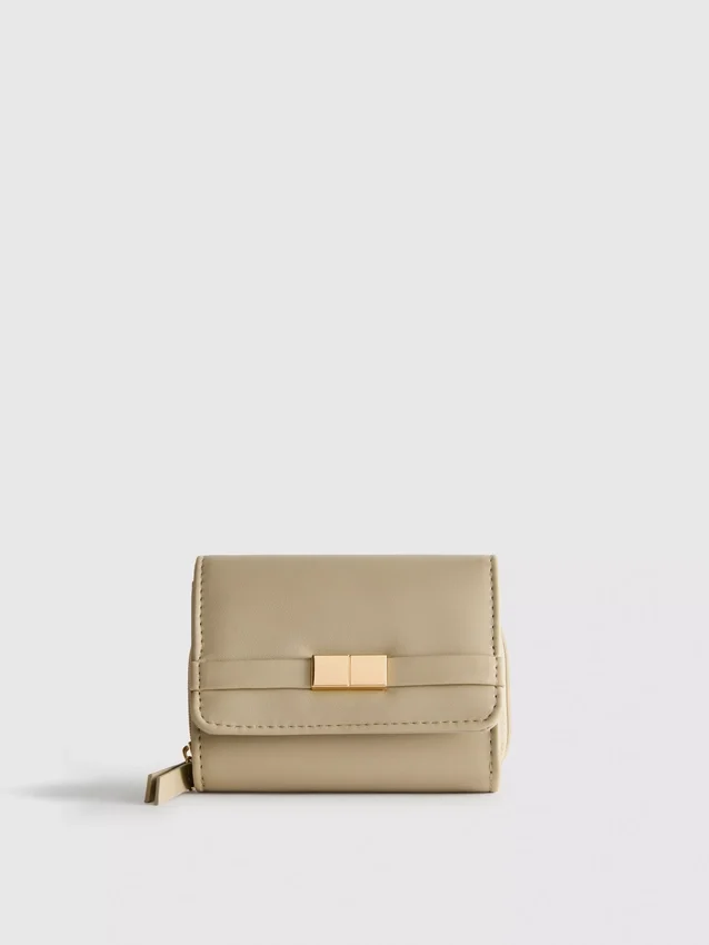 Zip-up metallic detail wallet