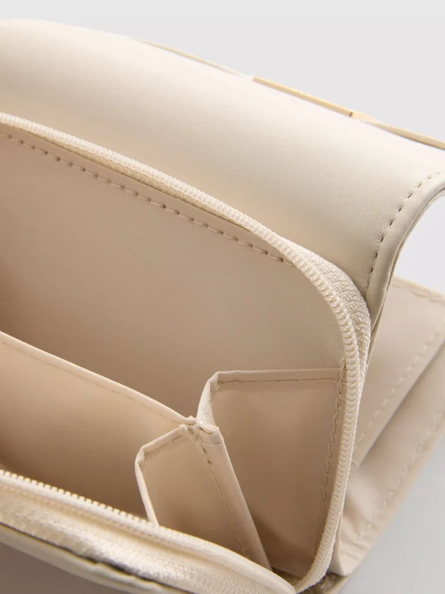 Zip-up metallic detail wallet