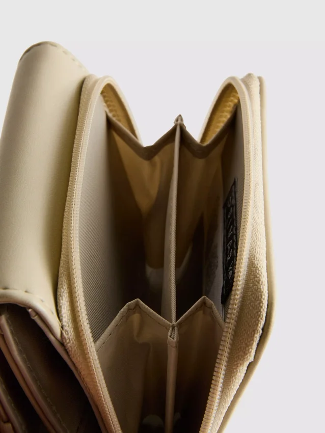 Zip-up metallic detail wallet