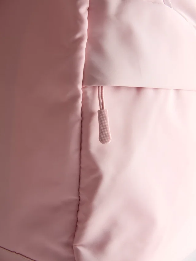Zip up travel bag