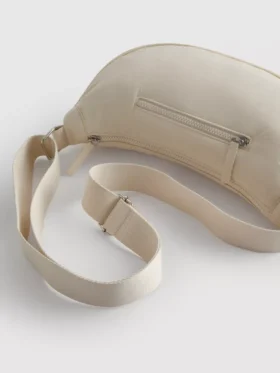 Zipped sling bag